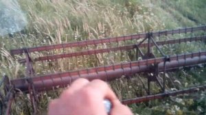 Жатка ЖРБ 4,2 в работе.Хорошая вещь.