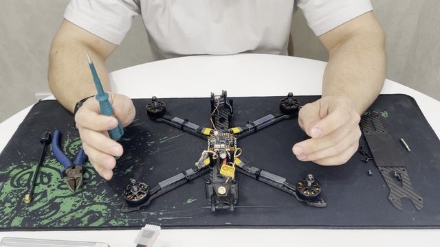 Как и из чего собрать свой первый FPV дрон краткая информация смотреть онлайн