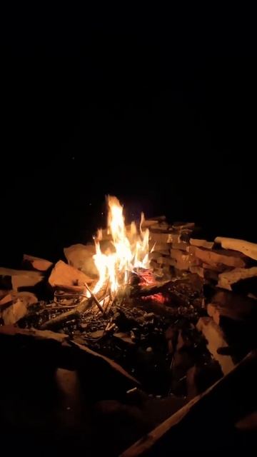 Relaxing Crackling Campfire 🔥 #shorts смотреть онлайн