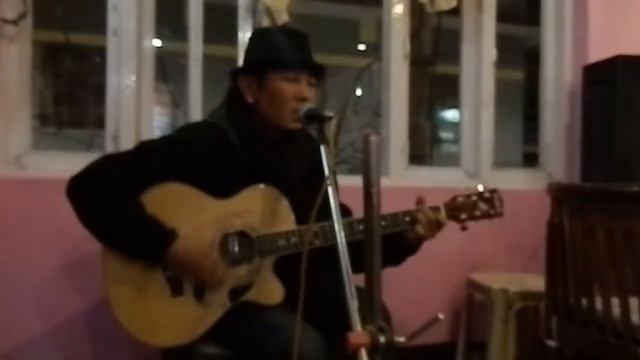 U2 Desire Acoustic Guitar cover by Sonam Tseten Lama смотреть онлайн