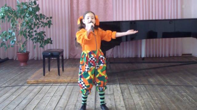 Мучаева Вероника, 6 лет - "Человек - чудак",г. Балаково смотреть онлайн