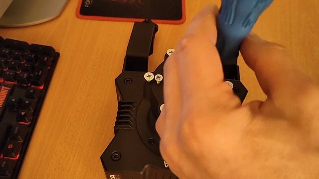 установка автомобильного руля на moza r5 смотреть онлайн