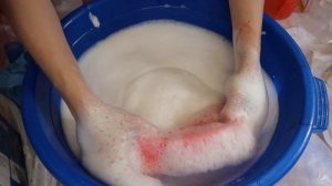 Neon Yellow || ASMR Sponge Squeezing w/ Mr. Proper (Mr. Clean)