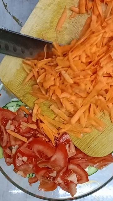 салат 🥗 смотреть онлайн