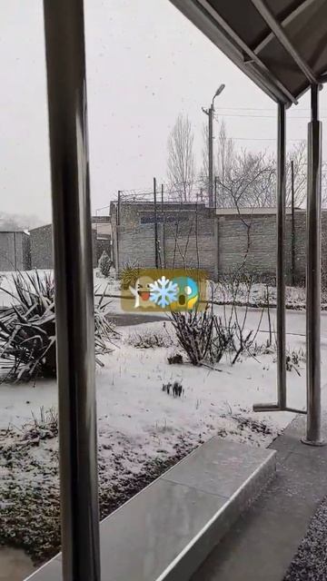 внимание! Феодосию засыпает снегом 10 марта 2022 года