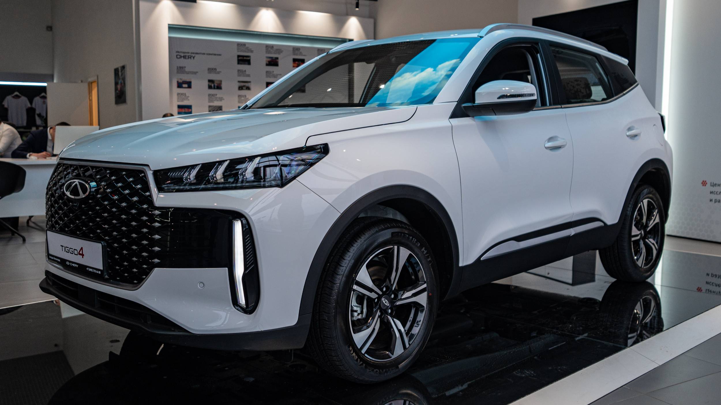 CHERY TIGGO 4 (Active) Искрящийся белый смотреть онлайн