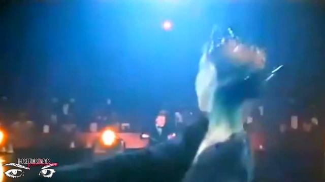 Black Swan // Massive Attack (PYTH) смотреть онлайн