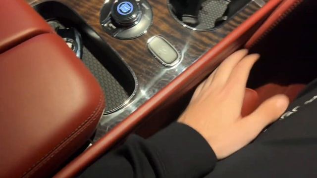 1vlo6e / BENTLEY BENTAYGA СЛОМАЛСЯ СРАЗУ ПОСЛЕ ПОКУПКИ / КАЗАНЬ смотреть онлайн