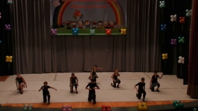 Батл. Хургада, Наши традицииКраски детства - 2012 в Каире смотреть онлайн