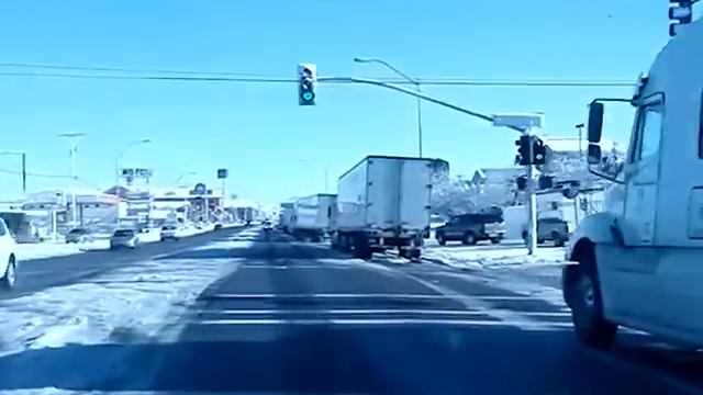Rare Heavy Snow hits Kingman Arizona, Mohave Desert 2-10-2009 смотреть онлайн