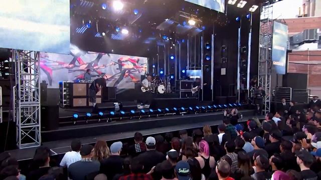 Deftones - Prayers/Triangles (Live At Jimmy Kimmel Live!) HD смотреть онлайн