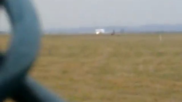 Ryan air 737-800 takeoff at ema смотреть онлайн