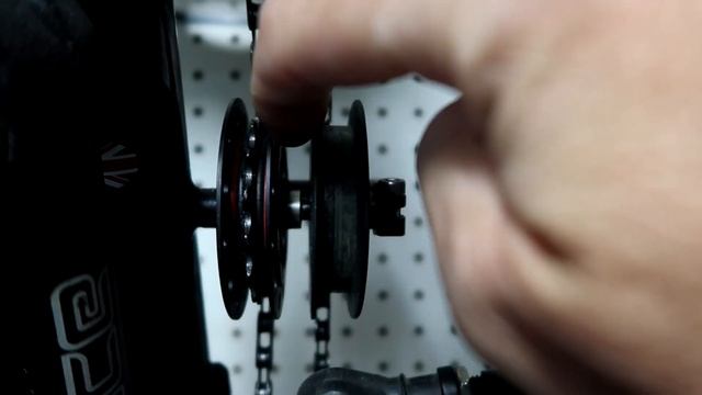 Explaining the play in the dual idler for my ICE Sprint X 26. смотреть онлайн