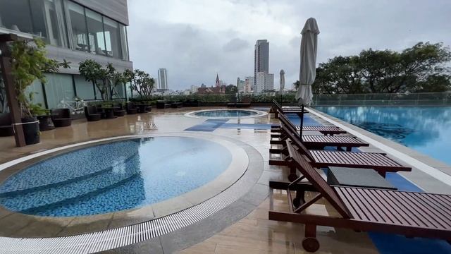 Meliá Vinpearl Danang Riverfront 5 Star Hotel - $1.2 million vnd = $50 US dollar смотреть онлайн