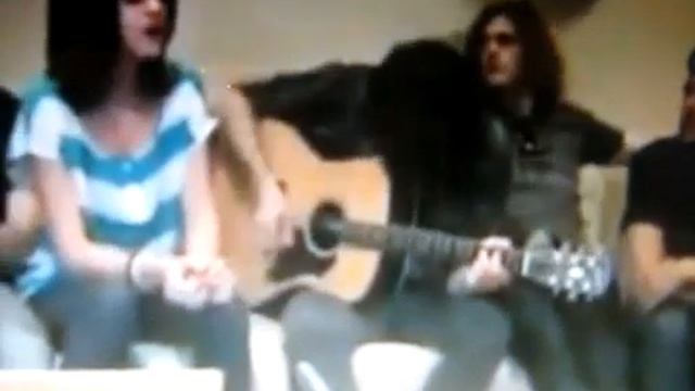 selena gomez acustico falling down super.mp4 смотреть онлайн