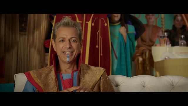 Thor: Ragnarok - The Grandmaster and Collector Connection Explained by Jeff Goldblum смотреть онлайн
