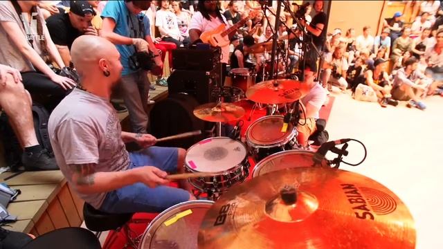 V1 Battle 2016 | Tim (Тим) vs Tokka Yukkareff (Токка Юккарефф) | 1X1 Funky Drummer 1/2 смотреть онлайн