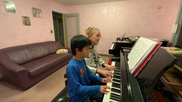 Entertainer by S. Joplin, piano duet смотреть онлайн