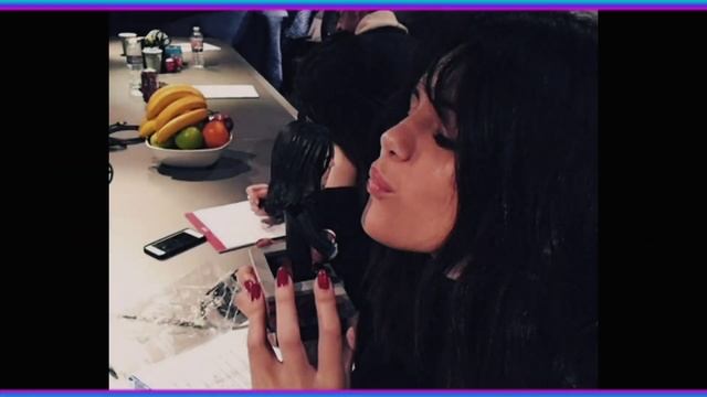 Selena Gomez and Drew Taggart spotted working on their new music together at a studio in NYC смотреть онлайн
