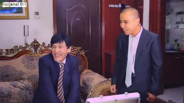 Уйгурская Юмористическая Программа «Һан Җәмәт Күлкилири». 1 выпуск смотреть онлайн