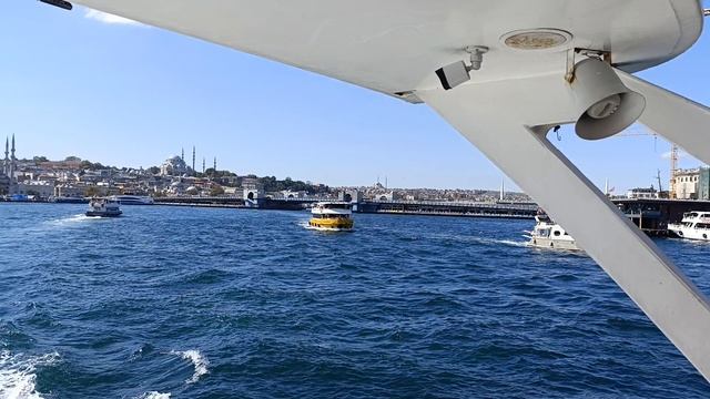 Морская прогулка по Босфору