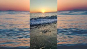 Закат зажигает море , релакс.