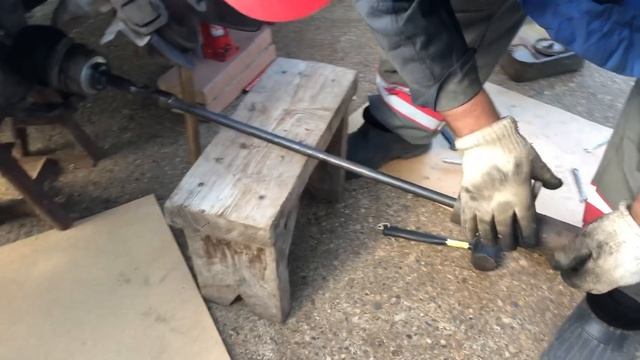 Замена ПЫЛЬНИКА ГРАНАТЫ у Шевроле Нива.