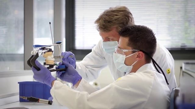 Introducing Narval CC to dentists смотреть онлайн