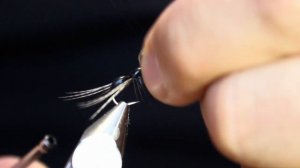 Мушки на хариуса: крылатый муравей и чайхана