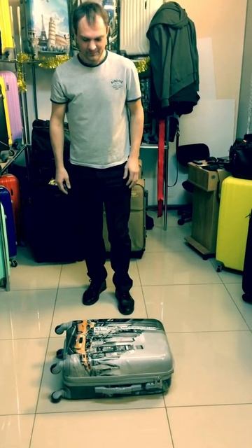 Проверка на прочность чемоданов Челябинск