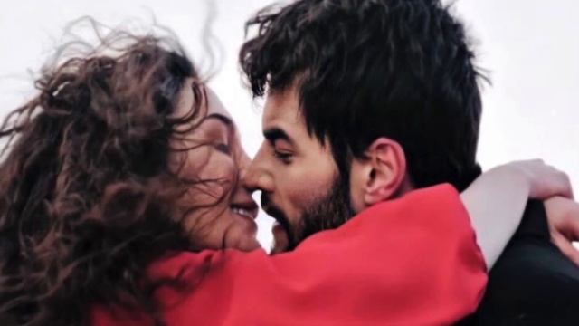 Impactante declaración de Akın Akınözü: Ya renuncié a Ebru, Tengo una nueva novia смотреть онлайн