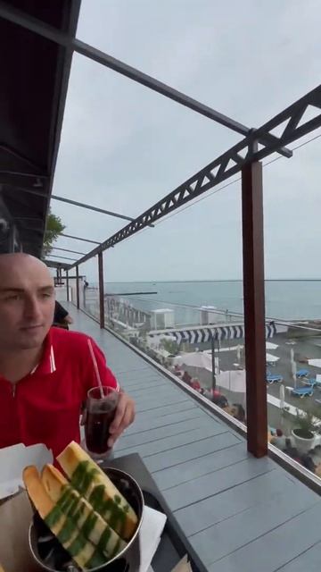 Пятница и мидии🦪🦪 🥤🥤Сочи июнь 2022 смотреть онлайн
