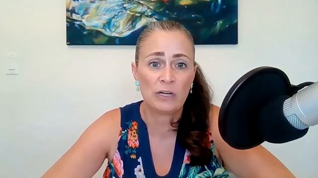 7 Steps to Launching Your First Podcast смотреть онлайн