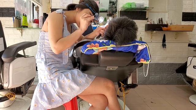 1 hour of relaxation from head to toe with 4 beautiful girls at a Vietnamese barber shop смотреть онлайн
