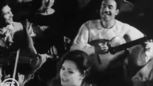 А без денег жизнь плохая, не годится никуда...