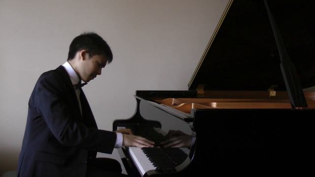 Leonid Nediak Plays Bach Prelude In A Major, Book 2, BWV 888