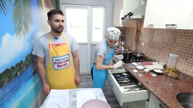 Unutulmayan Anlar #31: Hayat Hikayesi Herkesi Ağlattı - En Hamarat Benim смотреть онлайн