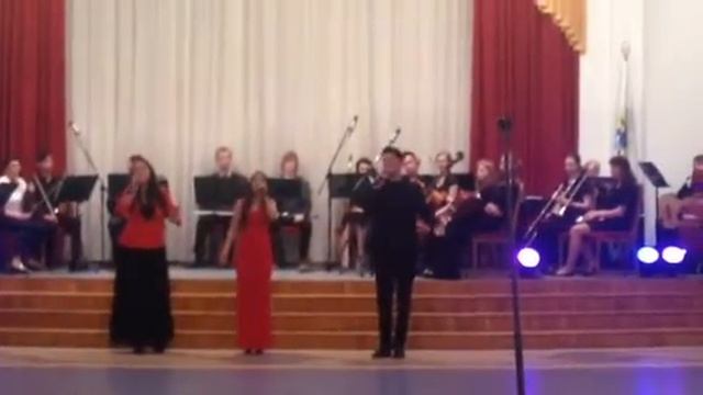 "Каштани Києва" Тріо . Бал з Григорієм Чапкісом смотреть онлайн