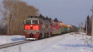 «Мы с Тамарой ходим парой». 2ТЭ116-1428 и газотурбовоз ГТ1h-001 с грузовым поездом