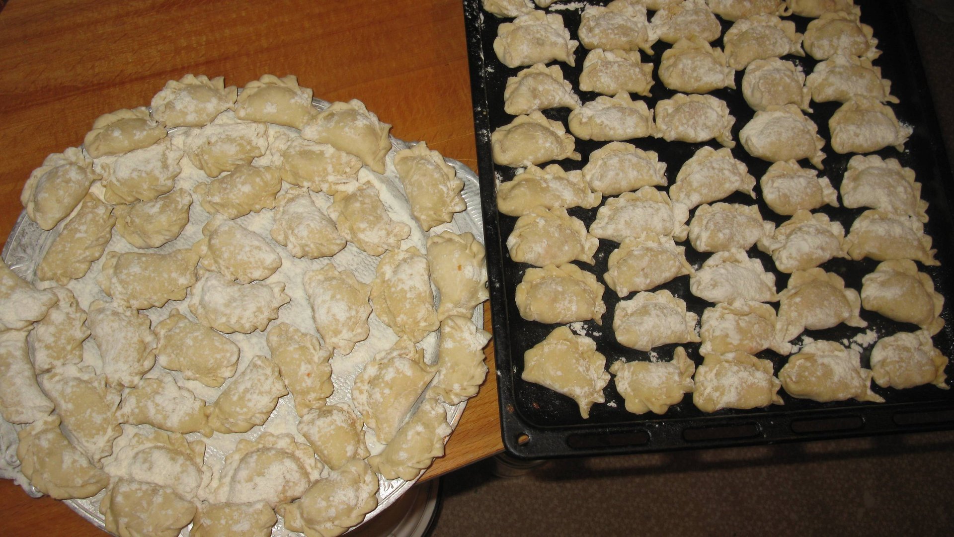 Домашние вареники. Рецепт приготовления. Вареники. С начинкой. С капустой. Как приготовить. Вкусно! смотреть онлайн