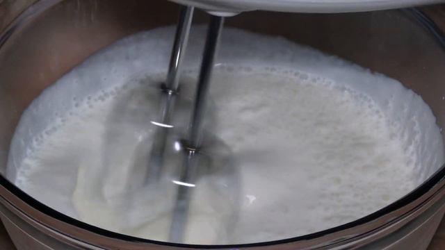 How to Make a USA Themed Fruit Cake with Blueberries & Strawberries / 4th of July Fruit Cake Recipe смотреть онлайн