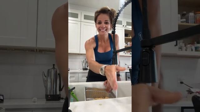 Let’s make a Healthier Spaghetti! смотреть онлайн