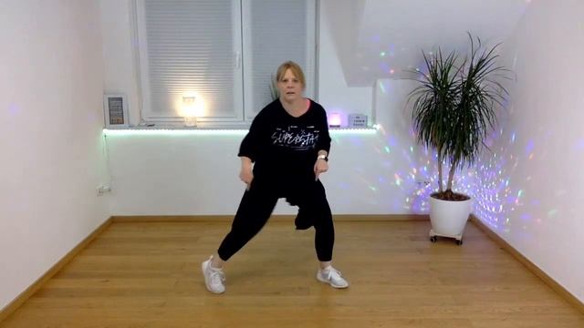 Iko Iko (feat. Small Jam) - WE LOVE DANCE смотреть онлайн
