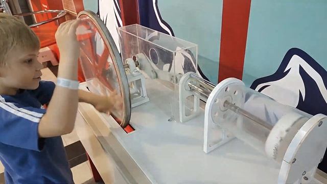 Кварки 2023 смотреть онлайн