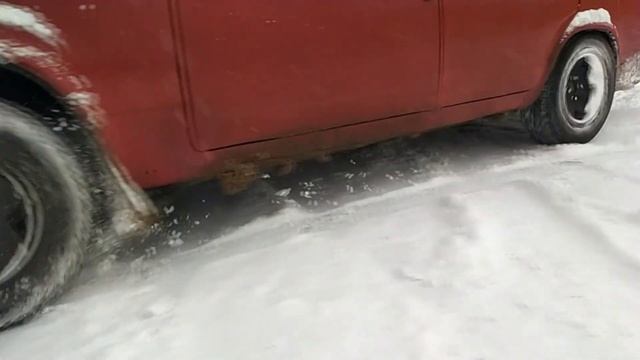 Первый снег... Дрифт на жиге!!! смотреть онлайн