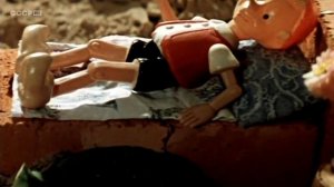 Приключения желтого чемоданчика