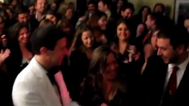 Felipe Scherson - Flying Wedding Ring смотреть онлайн