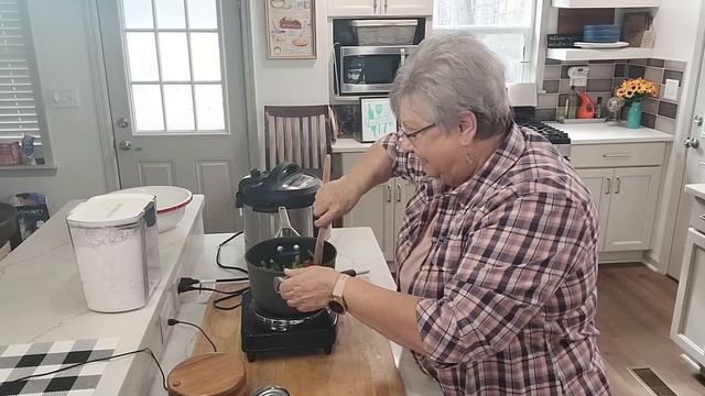 Pot Roast with Green Beans and Tomatoes смотреть онлайн