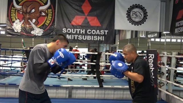 Hard Hitting Virgil Ortiz 9-0 9 KOs Working With Robert Garcia EsNews Boxing смотреть онлайн