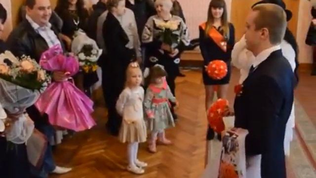 Четыре десятка пар из Феодосии узаконили отношения в январе смотреть онлайн